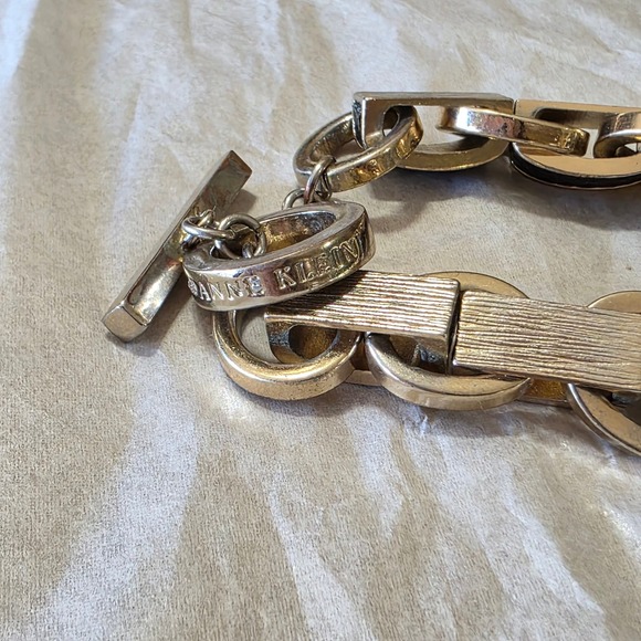 Anne Klein Gold Tone Chain Link Toggle Bracelet Fashion Jewelry Statement - Picture 1 of 6